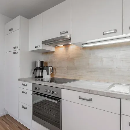 Luebecker Str 8 Whg 3 *